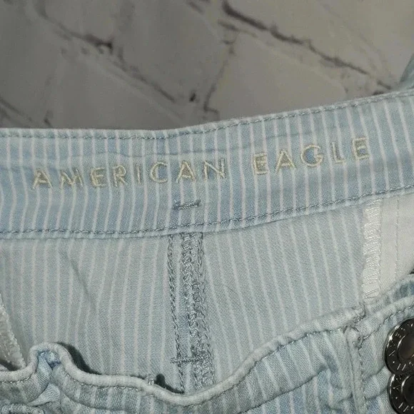 AE Denim High Waist Mom Shorts Blue w White Stripes Women's Size 16 - Picture 12 of 16